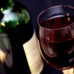 homemade blueberry wine on fermentistry.com